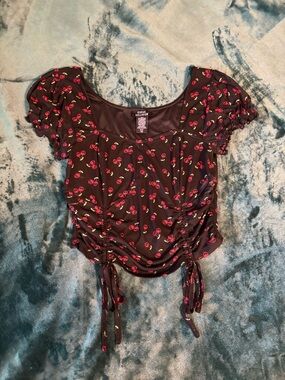 Black Cherry Print Ruched Crop Top